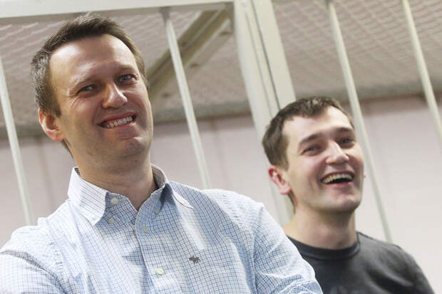 По мнению ЕСПЧ, в деле «Ив Роше» были нарушены права братьев Навальных на справедливый суд