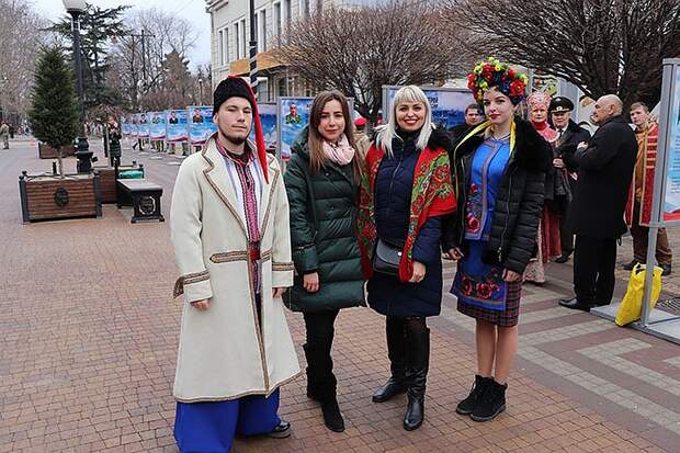 Анастасия Гридчина организовала в Крыму съезд украинцев, проживающих за рубежом 