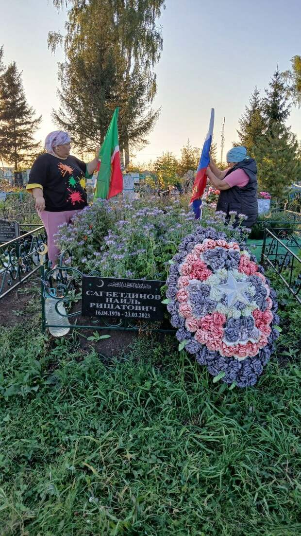 Волонтерлар махсус хәрби операциядә һәлак булган Актаныш хәрбиләрен искә алды