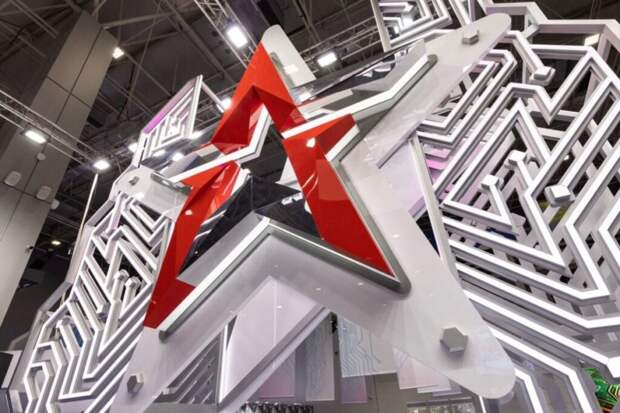 Макет универсального десантного корабля был представлен на форуме «Армия-2022»