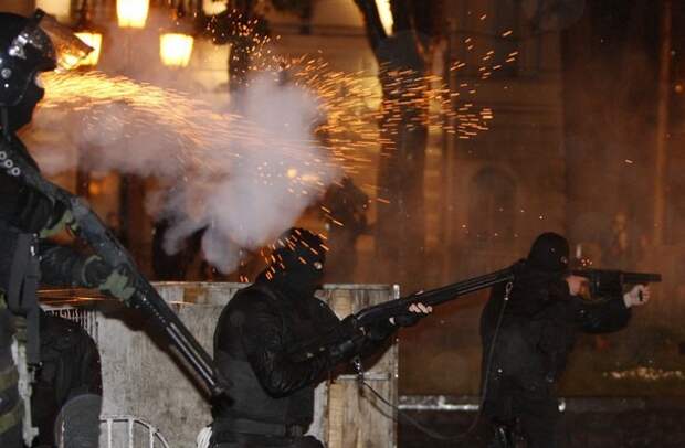 Police fire rubber bullets during clashes with protesters in Tbilisi