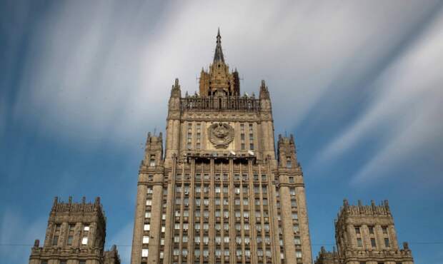 МИД РФ настаивает на освобождении Киевом журналистов RT и Anna-News МИД РФ настаивает на освобождении Киевом журналистов RT и Anna-News
