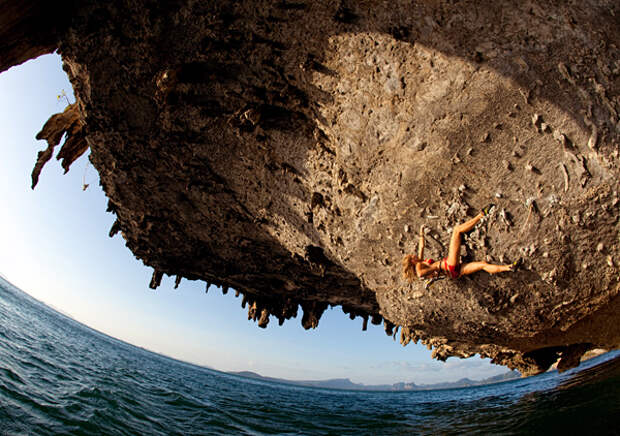http://images.nationalgeographic.com/wpf/media-live/photos/000/377/overrides/jessa-younker-thailand_37731_600x450.jpg