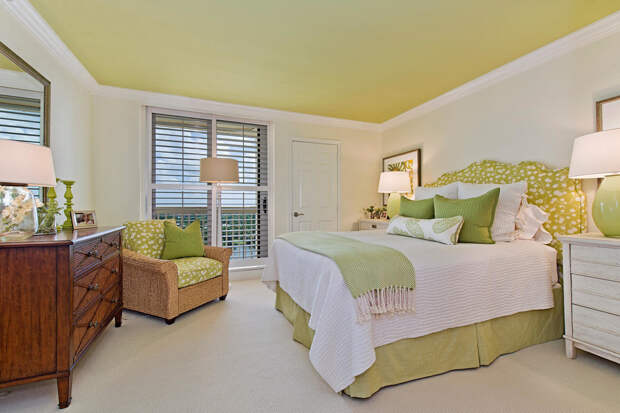 http://homester.com.ua/wp-content/uploads/2014/05/transitional-bedroom3.jpg