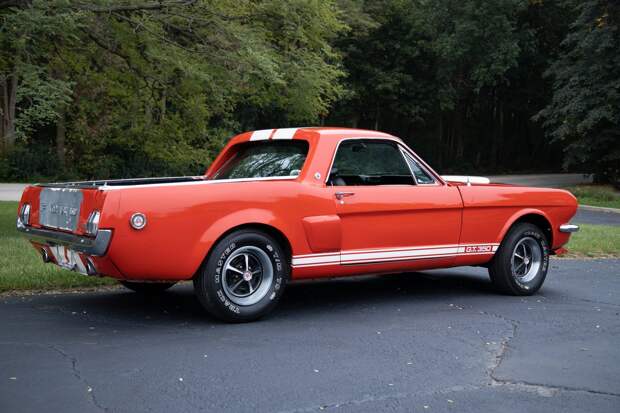Пикап Ford Mustang 1966 года выпуска как рабочая лошадка