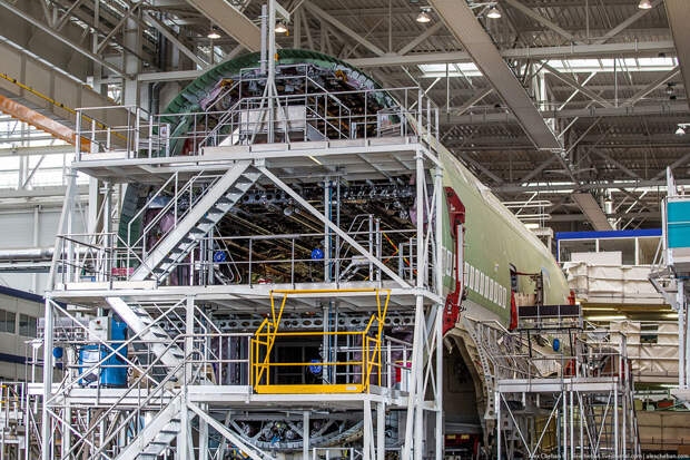 Процесс производства самого большого в мире пассажирского самолета