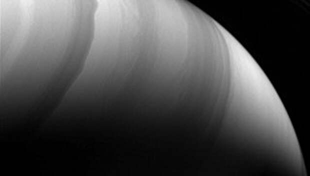 Акварельный Сатурн, фотография планеты-гиганта с зонда Кассини