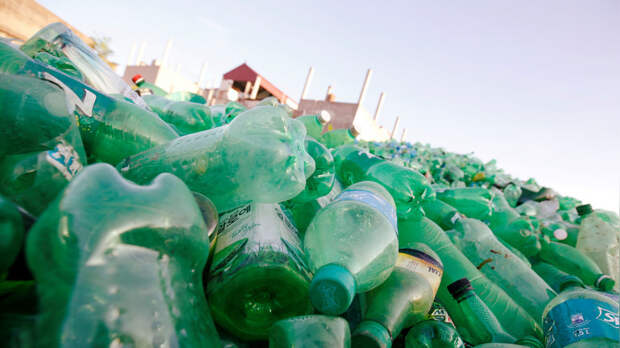 Guardian: учёные нашли способ перерабатывать пластик за считанные часы