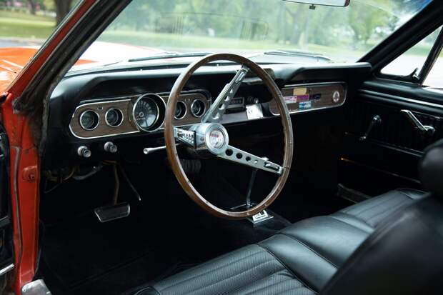 Пикап Ford Mustang 1966 года выпуска как рабочая лошадка