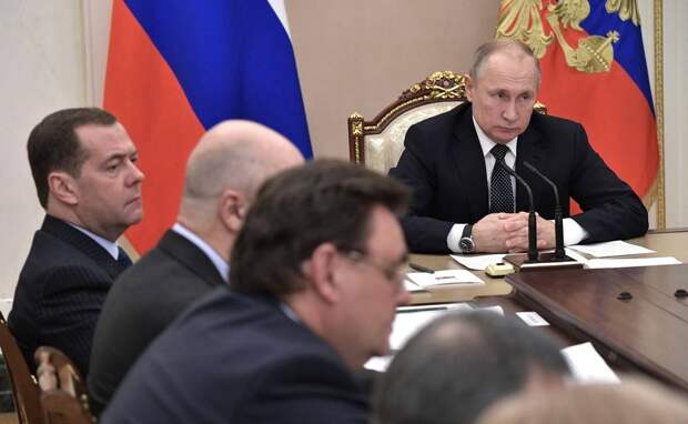 В России предложили ввести пост вице-президента В России предложили ввести пост вице-президента