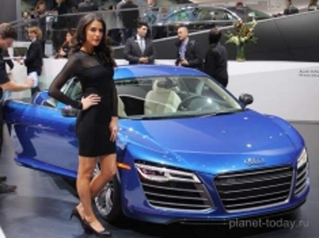 Компания Audi назвала российские цены на спорткар R8 2015 модельного года Компания Audi назвала российские цены на спорткар R8 2015 модельного года