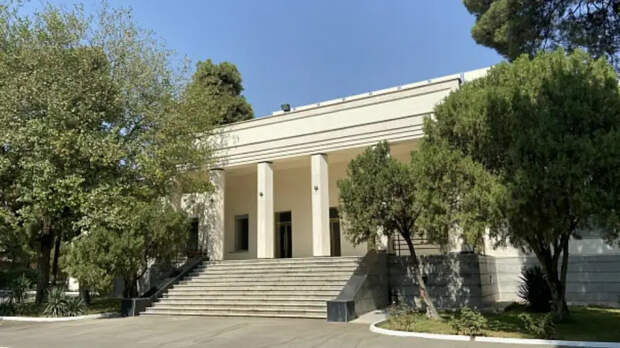 Авиация ЦАХАЛ наносит удары по району Тегерана, где расположено посольство РФ