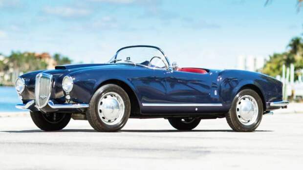 Lancia Aurelia B24S Spider America (1955 год) - 1 811 000 евро