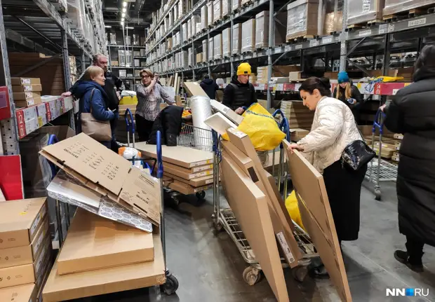 «Хотел водоснабжение сделать, сумма больше пенсии получается». Что происходит на рынке стройматериалов