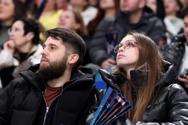 Опрос показал неожиданный сдвиг в ценностях у молодежи: почему новое поколение хуже воспринимает противоположный пол