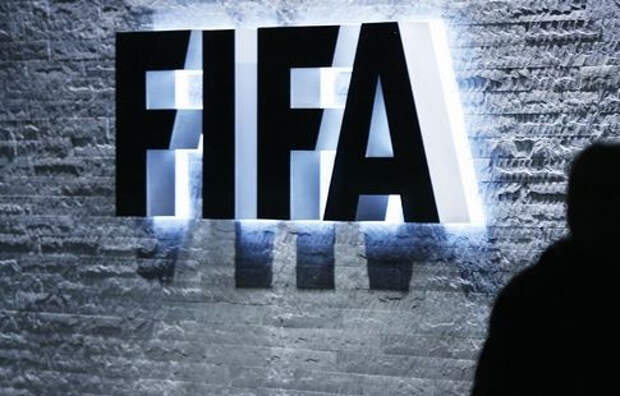 Источник: ФИФА собирается бессрочно продлить сезон-2019/2020