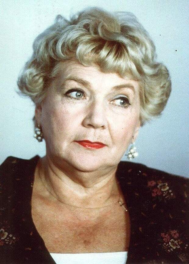 Царственная актриса, так и не сыгравшая больших ролей Зоя Василькова