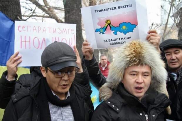 Казахские националисты делают всё возможное, чтобы догнать и перегнать по уровню оголтелой русофобии своих...