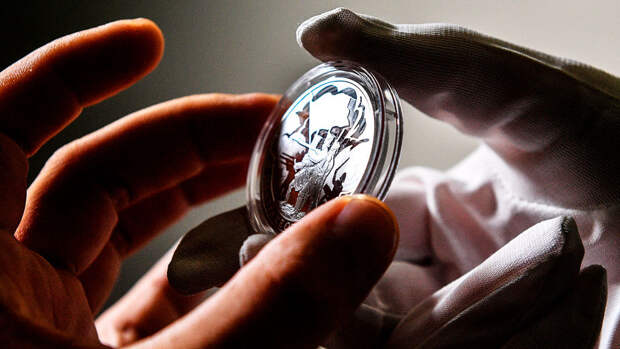 Биржевая цена серебра впервые в истории поднялась выше $91 за тройскую унцию