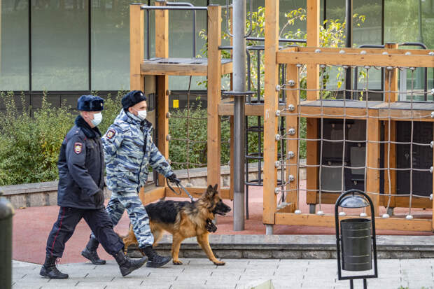 В Челябинске эвакуировали вуз в центре города