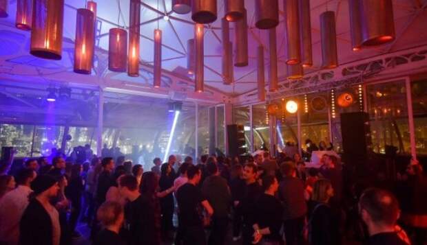 Суд приостановил работу клуба «Adrenaline Stadium» на 30 суток за нарушение антикоронавирусных мер