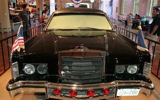 Автомобили президентов США (8 фото) Автомобили президентов США (8 фото)