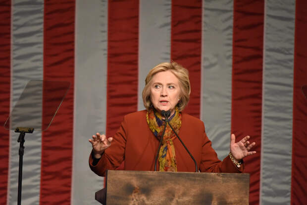 "Это единственное, что Путин поймёт": Клинтон предложила способ закончить войну. Москве не понравится