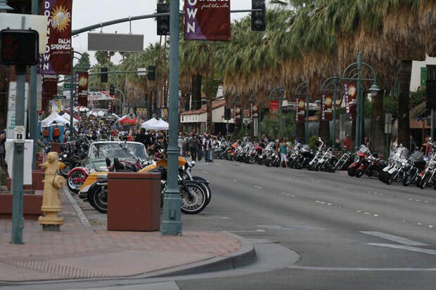 Необычные фотографии из Google Street View