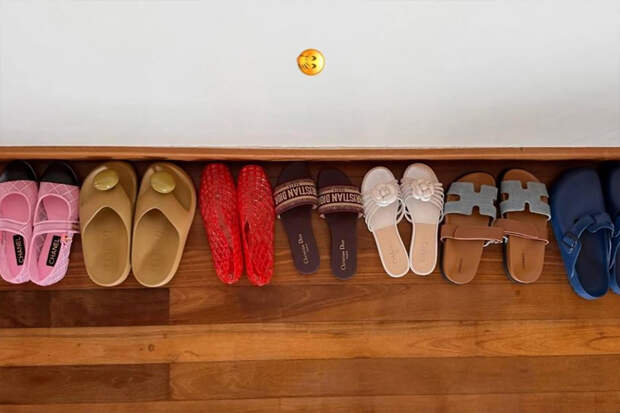 Брухунова похвасталась коллекцией дорогих шлепок