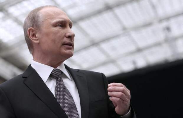 Путин дал обещание Макрону и сорвал овации в зале