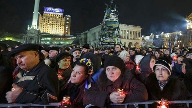 FAZ: демократический эксперимент в Киеве обернулся травлей и авторитарным режимом