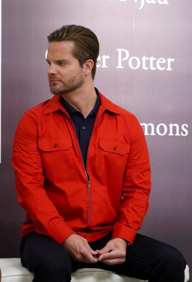 Evan Smitten?  - Good Trouble Season 1 Episode 12