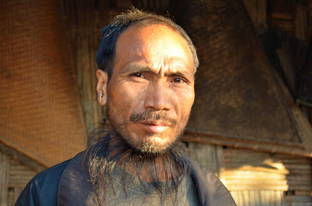 Племя Коньяк в Индии