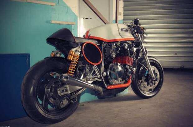 Каферейсер Yamaha XJR 1200 “Mastino”