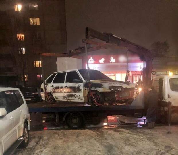 Полицейские задержали злостного нарушителя, колесившего по Орлу на раздолбанной «Ладе»
