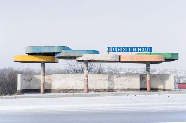 Советские автобусные остановки в фотографиях Кристофера Хервига 9
