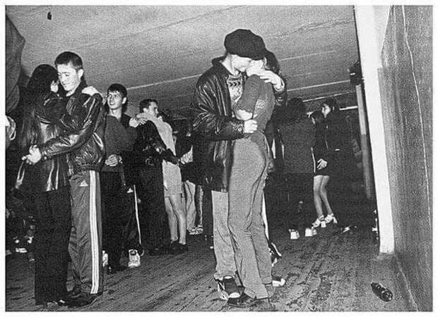 Подборка атмосферных фотографий из 90-х