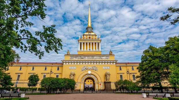 15 самых красивых зданий Санкт-Петербурга (ФОТО)