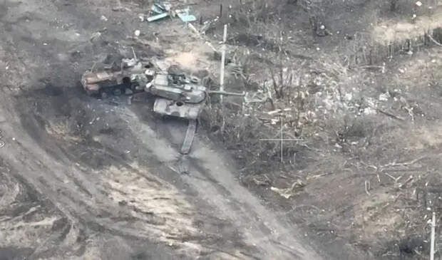 Очередной американский танк Abrams ВСУ уничтожен снарядом «Краснополь» на Покровском направлении