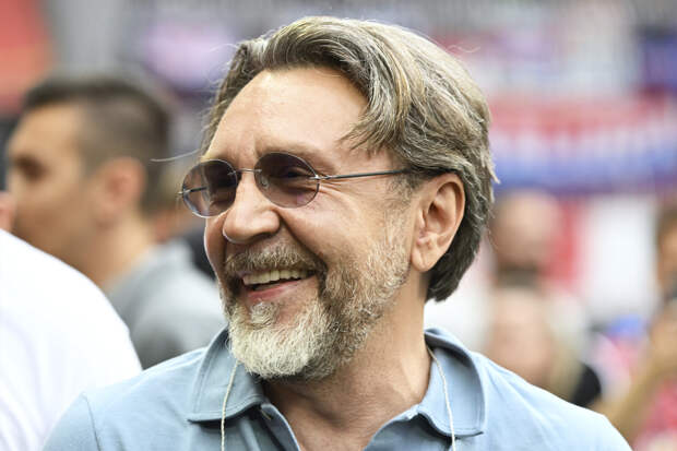 Сергей Шнуров в новой песне раскритиковал популяризацию «Оземпика»