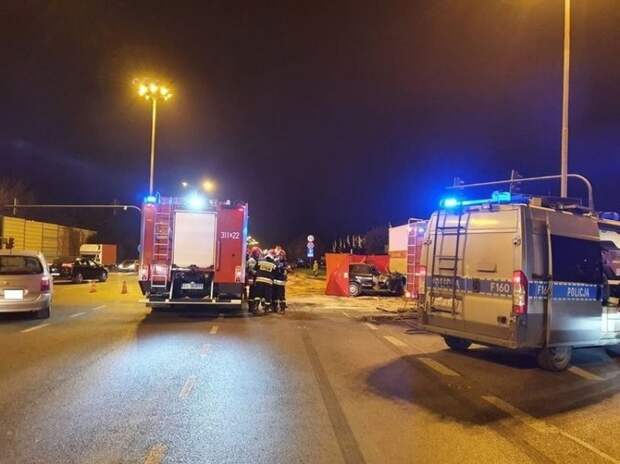 Авария дня. Трагическое с ДТП с двумя погибшими в Польше