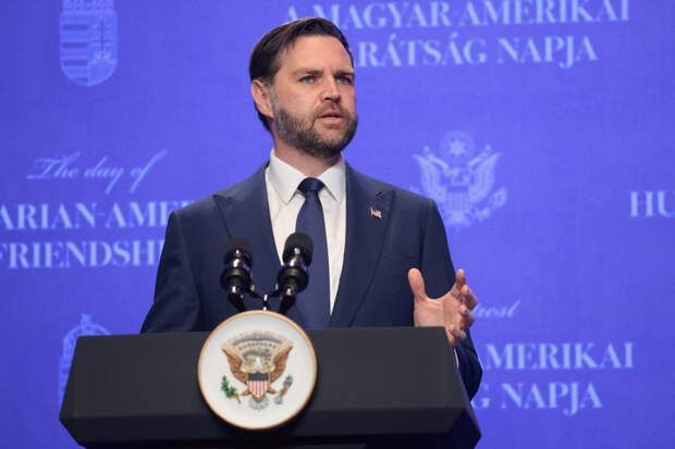 Трамп высказался об участии Вэнса в переговорах с Ираном