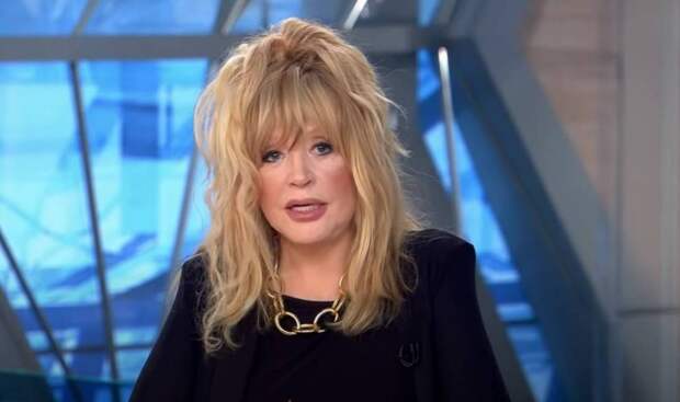 Сергей Пенкин отказался осуждать покинувшую Россию Пугачеву