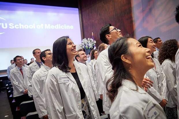 Американский университет ввел бесплатное обучение для всех студентов-медиков ynews, Призвание, бесплатное обучение, медицина, студенты, сша