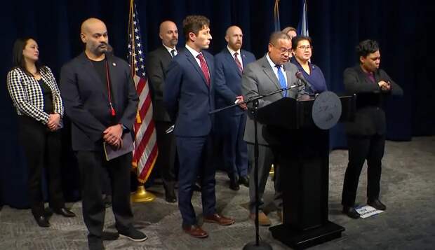 Прокуроры Миннесоты увольняются из-за дела о стрельбе бойца ICE в женщину