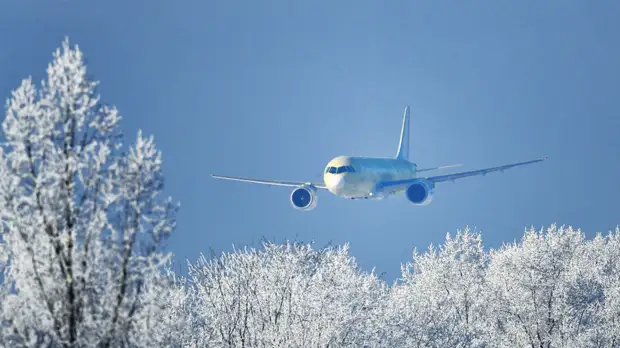 «Возвращает страну в высшую лигу авиации»: каково значение полёта лайнера МС-21 с отечественными двигателями ПД-14