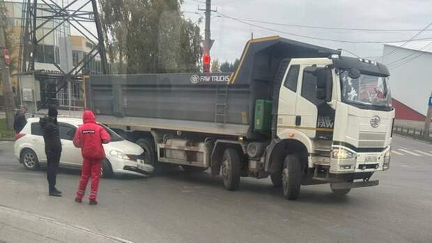Авария у ТРЦ 