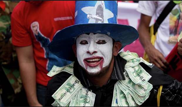 Доллар подвинут в сторону: Россия и Венесуэла перейдут на рублевые расчеты
