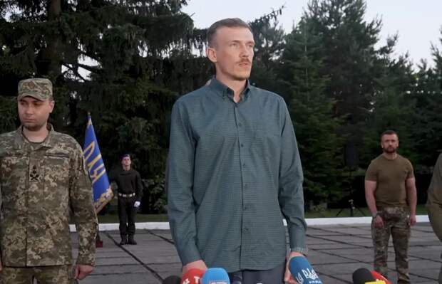 Главарь «Азова» назвал генерал-лейтенанта Алексеева «законной целью