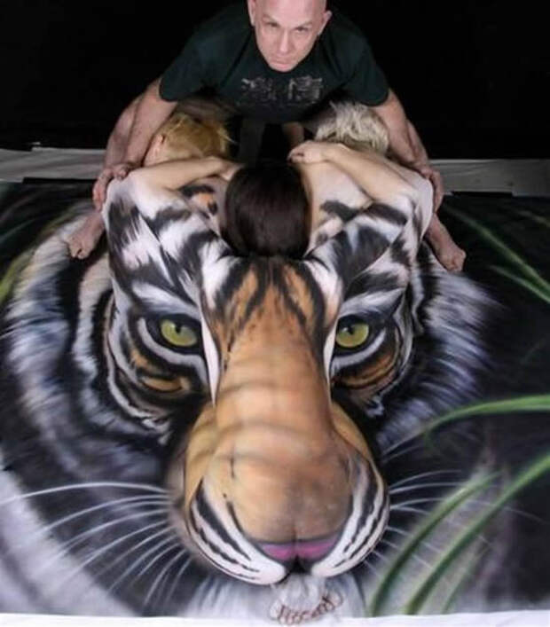 tiger body art6 Man Made Tiger, Literally